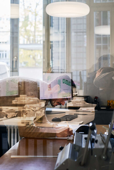 Graber-Pulver-Bueroalltag